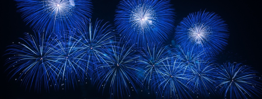 Silvester Feuerwerk blau